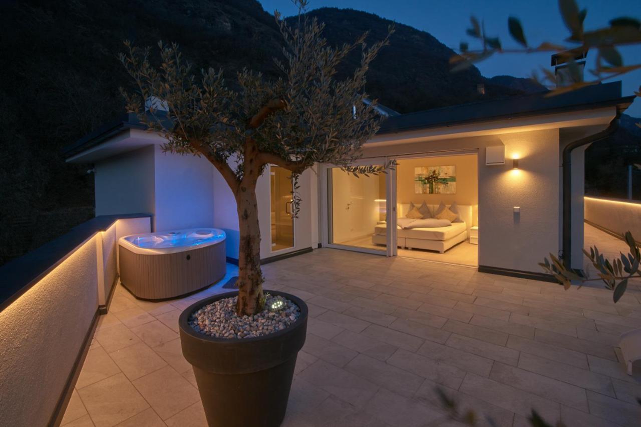 Penthouse & Garden - Luxury Apartment Postal / Burgstall Exterior foto